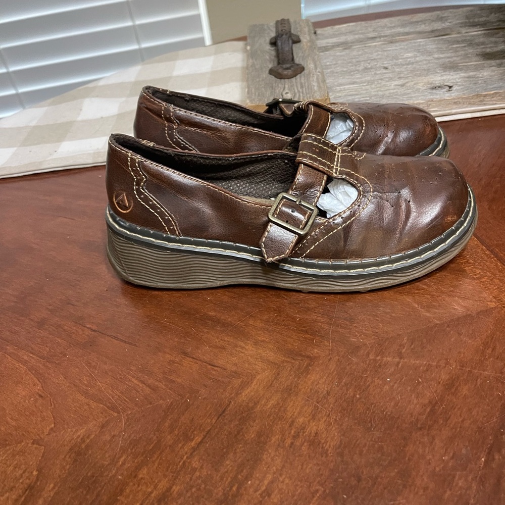 Airwalk Brown Leather Mary Jane Loafers with Buckle - Picture 4 of 10